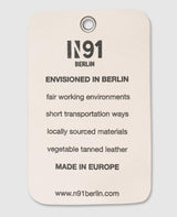 Tribunal W AA - Blanc