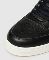 Tribunal M AB - Schwarz