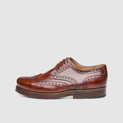 Chaussures pour hommes style brogues avec décoration perforée