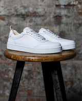 Tribunal W AB - Blanc